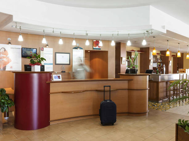 Imagen general del Hotel Ibis Valencia Bonaire Aeropuerto. Foto 4