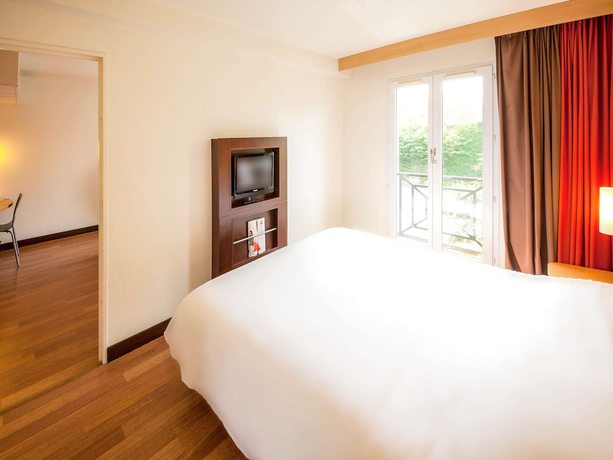 Imagen de la habitación del Hotel Ibis Valenciennes. Foto 16