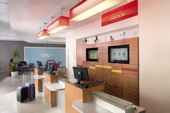 Imagen de los interiores del Hotel Ibis Valparaiso. Foto 17