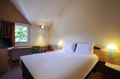 Imagen de la habitación del Hotel Ibis Velizy Jouy-en-josas. Foto 3