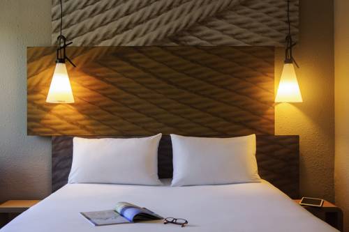 Imagen de la habitación del Hotel Ibis Velizy Jouy-en-josas. Foto 4