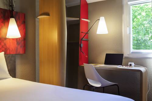 Imagen de la habitación del Hotel Ibis Velizy Jouy-en-josas. Foto 6