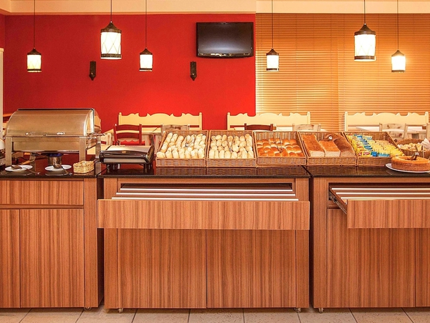 Imagen del bar/restaurante del Hotel Ibis Vitoria Aeroporto. Foto 4