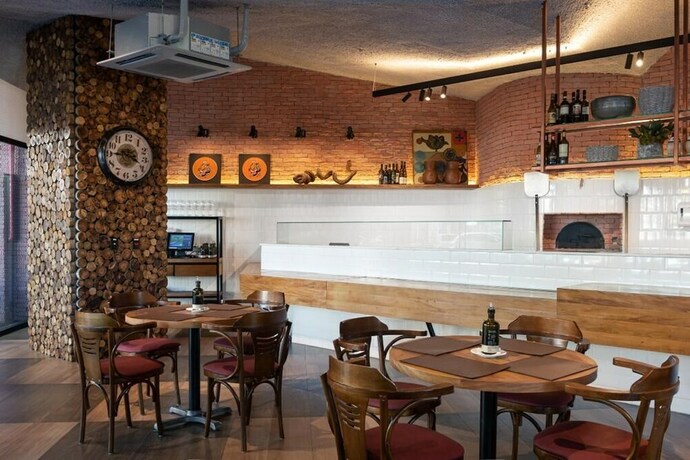 Imagen del bar/restaurante del Hotel Ibis Vitoria Praia Do Canto. Foto 17