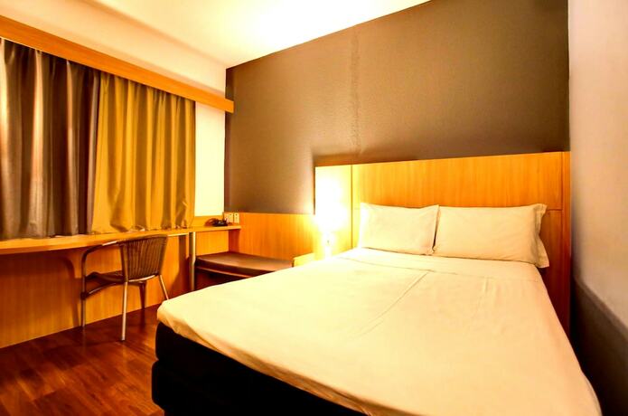 Imagen general del Hotel Ibis Vitoria Praia Do Canto. Foto 2