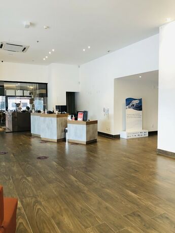 Imagen de los interiores del Hotel Ibis Vitoria Praia Do Canto. Foto 35