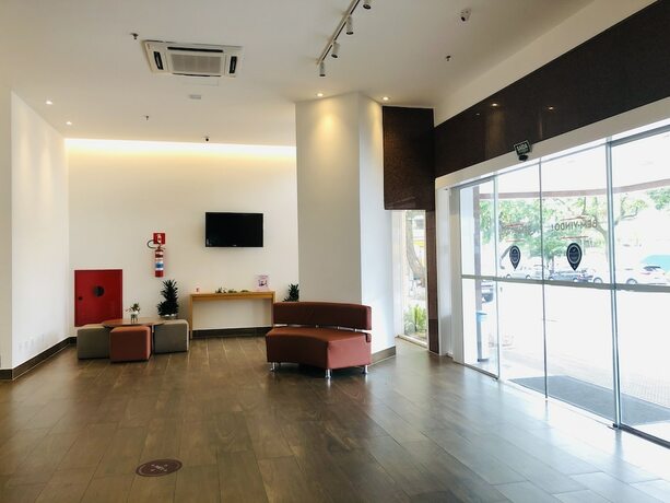 Imagen de los interiores del Hotel Ibis Vitoria Praia Do Canto. Foto 36