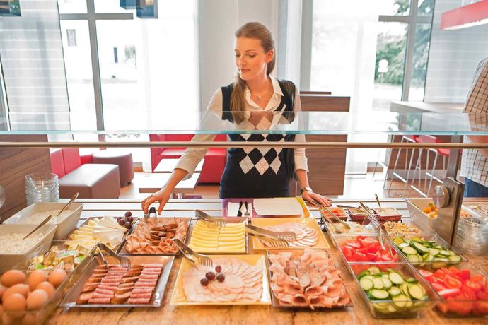 Imagen del bar/restaurante del Hotel Ibis Warszawa Reduta. Foto 5