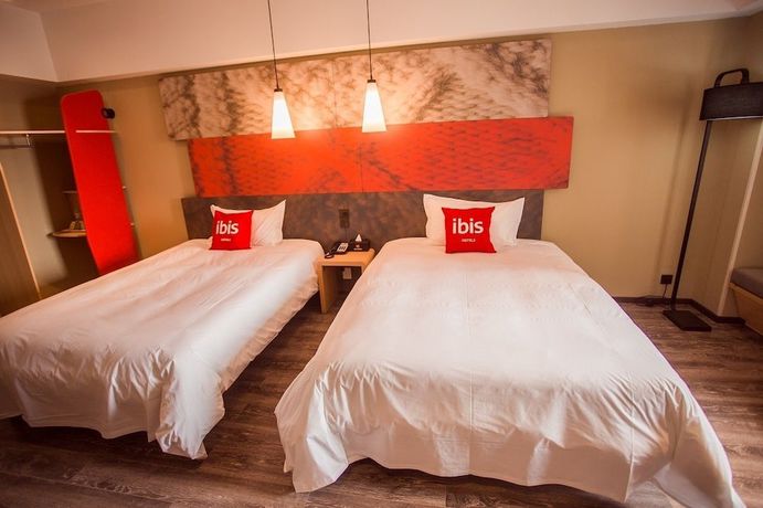 Imagen del bar/restaurante del Hotel Ibis Weihai Oriental New Ground. Foto 5
