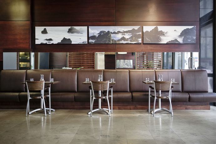 Imagen del bar/restaurante del Hotel Ibis Wellington. Foto 4