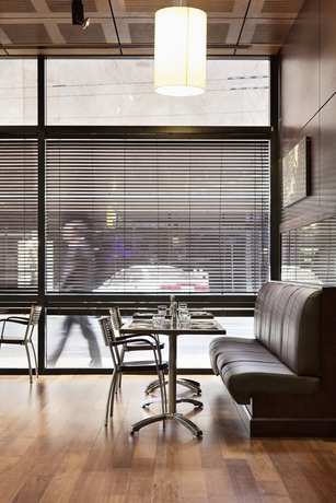 Imagen del bar/restaurante del Hotel Ibis Wellington. Foto 5