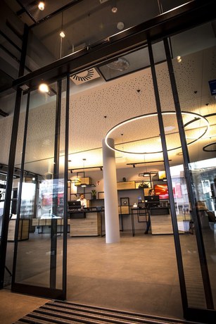 Imagen de los interiores del Hotel Ibis Wels. Foto 19