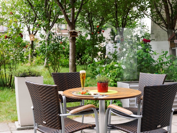 Imagen del bar/restaurante del Hotel Ibis Wien City. Foto 2