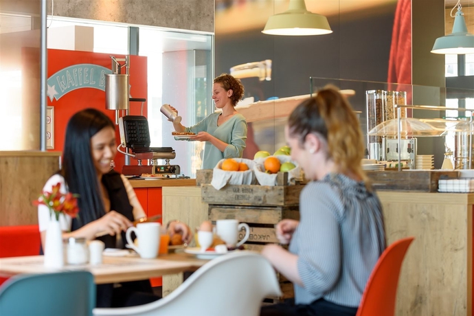 Imagen general del Hotel Ibis Wien Hauptbahnhof. Foto 11