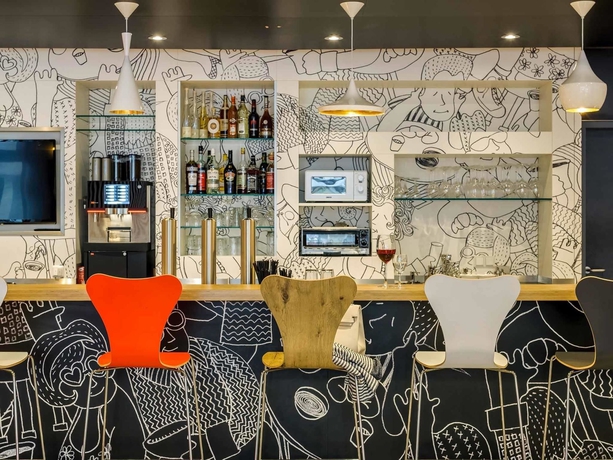 Imagen del bar/restaurante del Hotel Ibis Wien Mariahilf. Foto 10