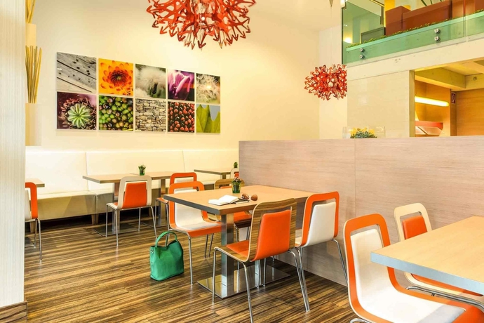 Imagen del bar/restaurante del Hotel Ibis Wien Messe. Foto 7