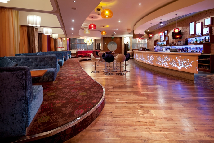 Imagen del bar/restaurante del Hotel Ibis World Trade Centre Dubai. Foto 8