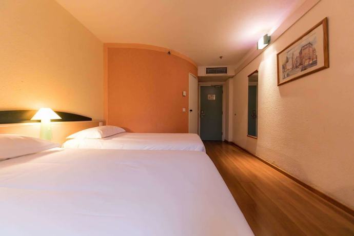Imagen de la habitación del Hotel Ibis Wuhan Hankou. Foto 5