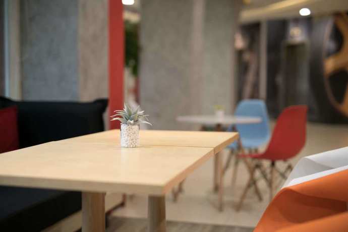 Imagen de los interiores del Hotel Ibis Wuhan Hankou. Foto 16