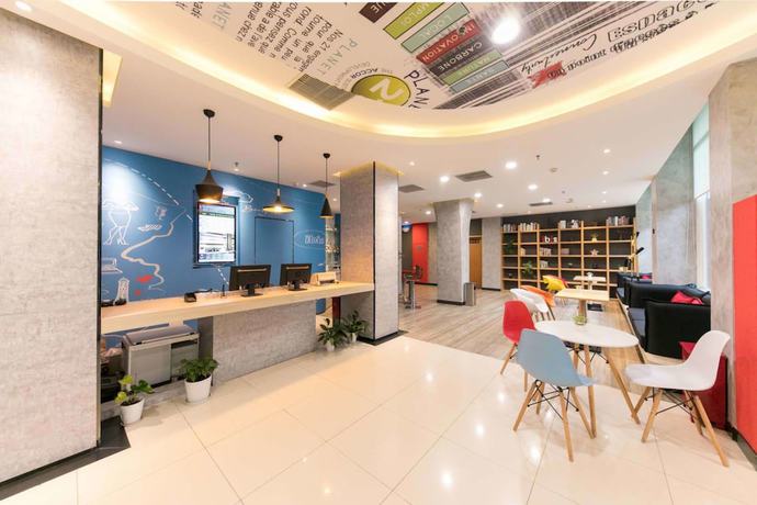 Imagen de los interiores del Hotel Ibis Wuhan Hankou. Foto 19