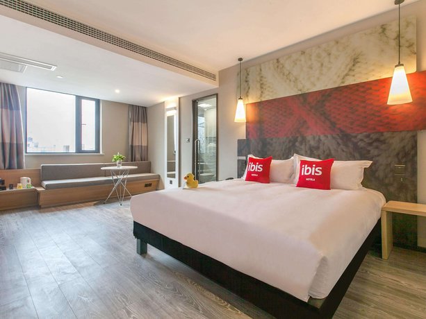Imagen de la habitación del Hotel Ibis Wuhan Hubu Alley. Foto 7