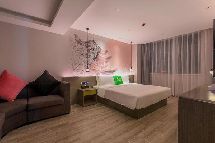 Imagen de la habitación del Hotel Ibis Wuhan Optic Valley. Foto 9