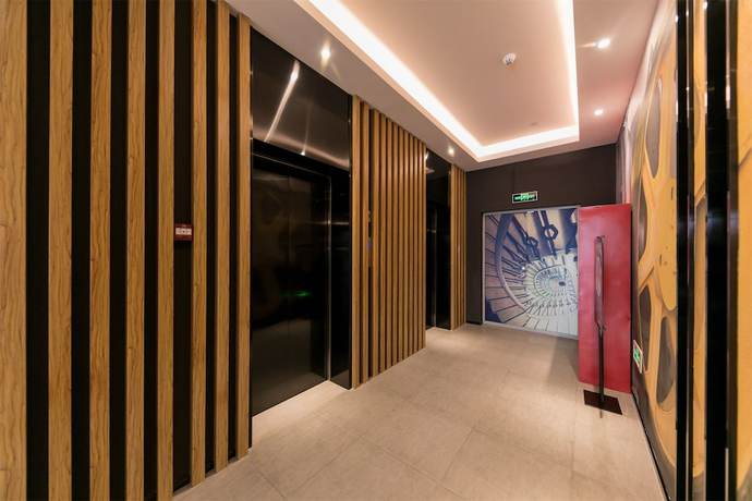 Imagen de los interiores del Hotel Ibis Xi'an Jianzhang Road Fengdong New Area. Foto 18