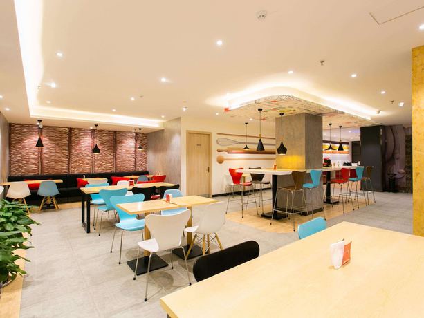 Imagen del bar/restaurante del Hotel Ibis Xi'an Lintong Huaqing Hot Spring. Foto 2