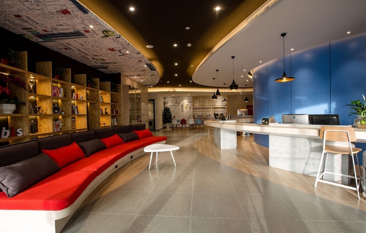 Imagen de los interiores del Hotel Ibis Xi'an North Train Station. Foto 18