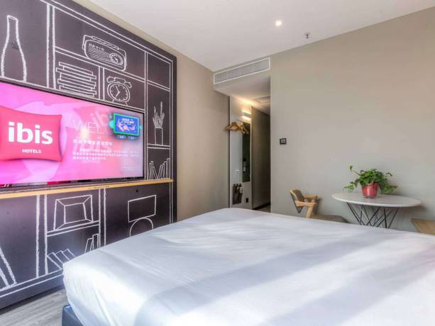 Imagen de los interiores del Hotel Ibis Xian Wandaone. Foto 19