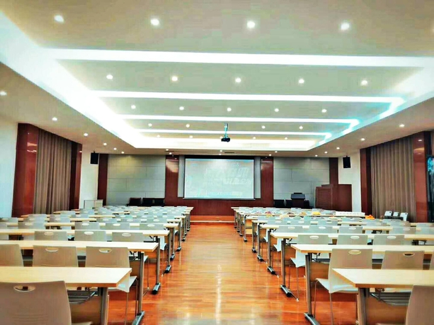 Imagen de los interiores del Hotel Ibis Yangzhou Garden. Foto 19