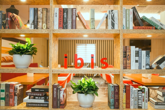 Imagen del bar/restaurante del Hotel Ibis Yangzhou Garden. Foto 7