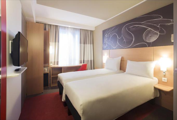 Imagen de la habitación del Hotel Ibis Yerevan Center. Foto 9
