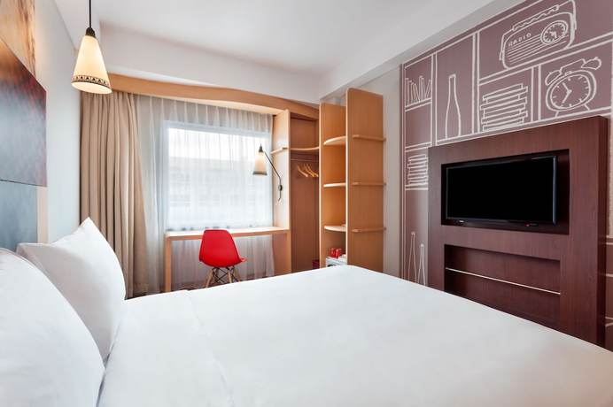 Imagen de la habitación del Hotel Ibis Yogyakarta Adi Sucipto. Foto 4