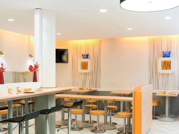 Imagen del bar/restaurante del Hotel Ibis budget Bordeaux Centre Mériadeck. Foto 4