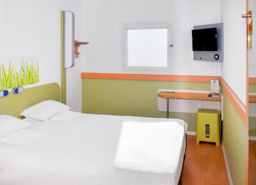 Imagen de la habitación del Hotel Ibis budget Marne la Vallée Bry sur Marne. Foto 6