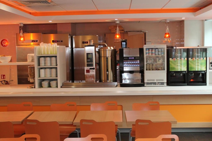 Imagen general del Hotel Ibis budget París Porte D'Orleans. Foto 5