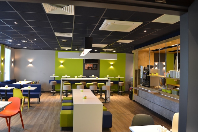 Imagen del bar/restaurante del Hotel Ibis budget Paris Porte de Vanves. Foto 4