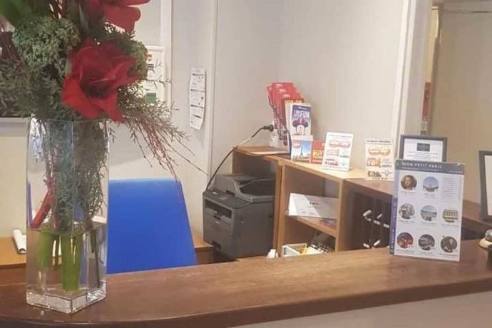 Imagen de los interiores del Hotel Ibis styles Paris Montmartre Batignolles. Foto 15