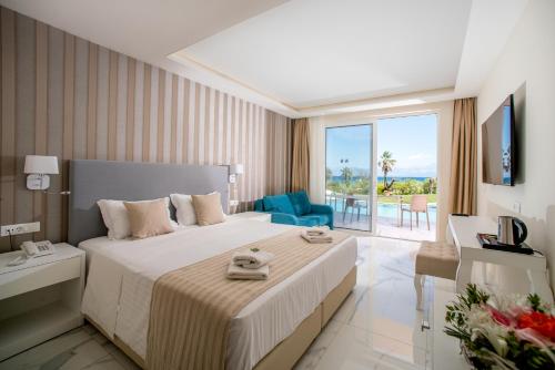 Imagen de la habitación del Hotel Ibiscus Corfu. Foto 19