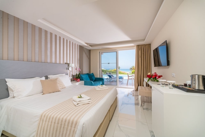 Imagen de la habitación del Hotel Ibiscus Corfu, Roda. Foto 5
