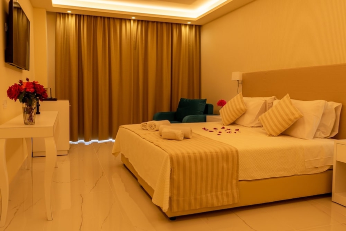 Imagen de la habitación del Hotel Ibiscus Corfu, Roda. Foto 7