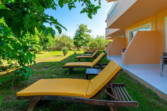 Imagen de la habitación del Hotel Ibiscus Corfu, Roda. Foto 11