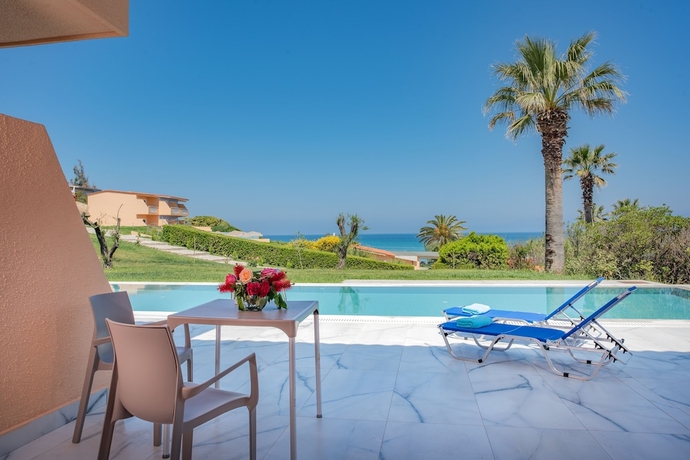 Imagen de la habitación del Hotel Ibiscus Corfu, Roda. Foto 14