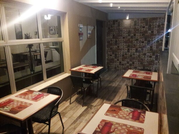 Imagen del bar/restaurante del Hotel Ibitur. Foto 20