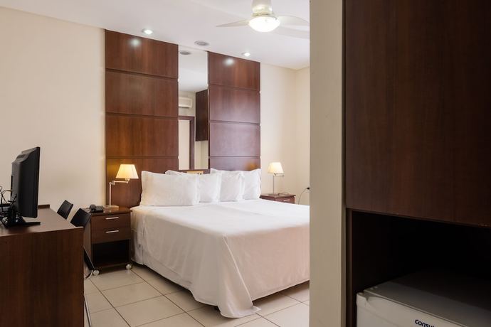 Imagen de la habitación del Hotel Ibituruna Center. Foto 7