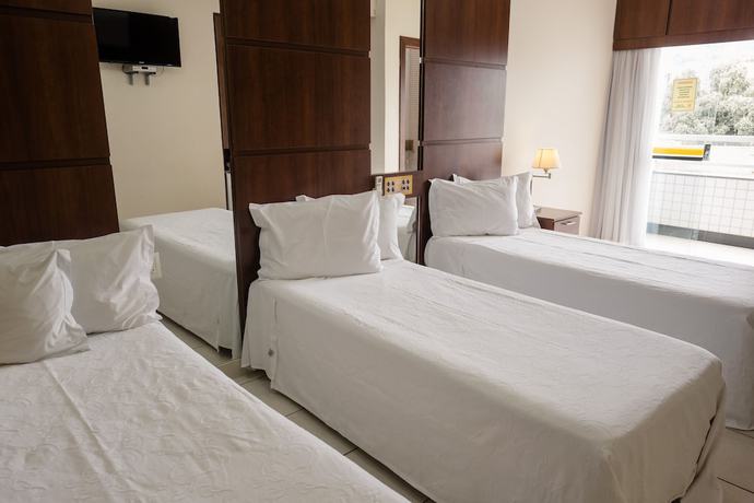 Imagen de la habitación del Hotel Ibituruna Center. Foto 14