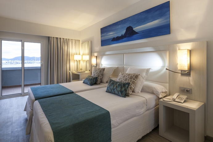 Imagen de la habitación del Hotel Ibiza Corso Y Spa. Foto 14