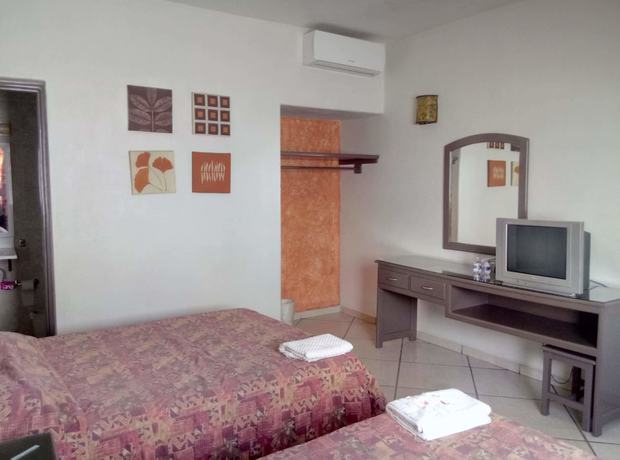 Imagen de la habitación del Hotel Ibiza Express. Foto 5