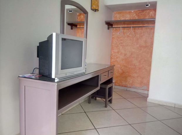 Imagen de la habitación del Hotel Ibiza Express. Foto 9